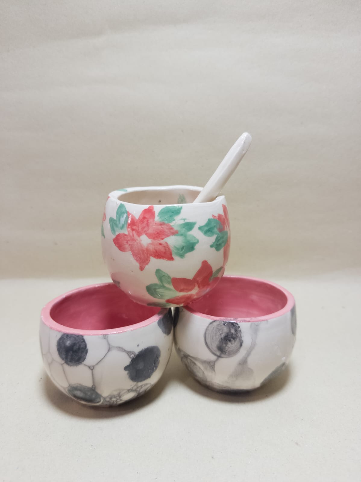 Mates con flores y burbujas